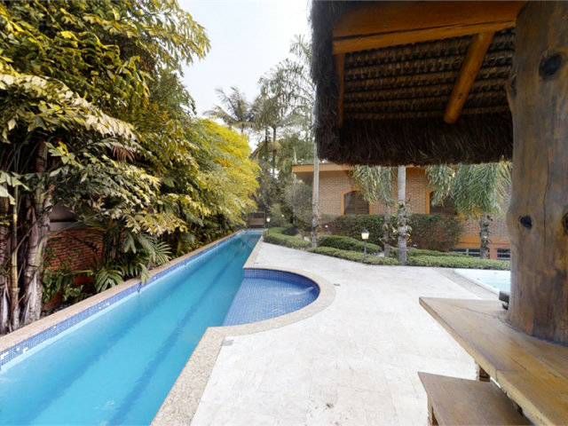 Casa à venda com 4 suítes em Jardim Marajoara, São Paulo, SP