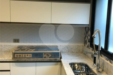 Apartamento à venda com 4 suítes em Vila Suzana, São Paulo, SP