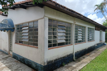 Casa à venda com 3 quartos em Vila Santa Rosália, São Roque, SP