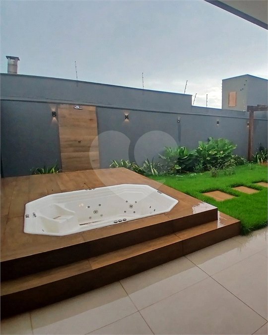 Casa à venda com 3 quartos, sendo 1 suíte, em Parque Alvorada, Dourados, MS