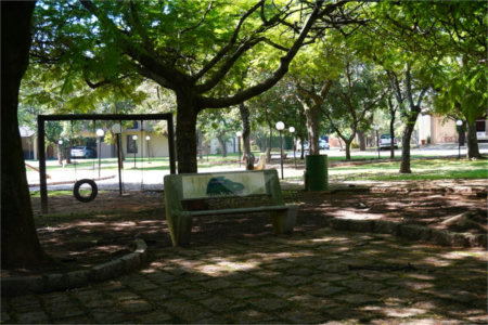 Casa à venda com 4 quartos, sendo 2 suítes, no condomínio Primavera, Salto - SP