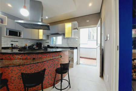 Casa à venda com 3 suítes em Lapa, São Paulo, SP