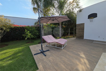 Casa à venda com 3 suítes no condomínio Village Ipanema I, Araçoiaba da Serra - SP