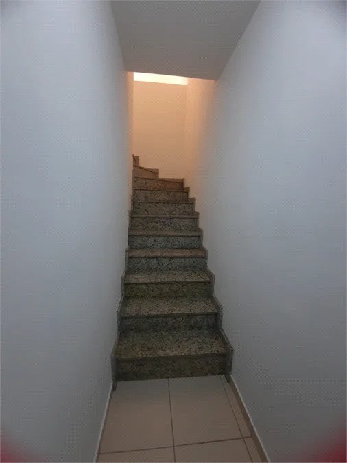 Casa para alugar com 3 quartos, sendo 1 suíte, no condomínio Residencial Sol Francisco, São Paulo - SP