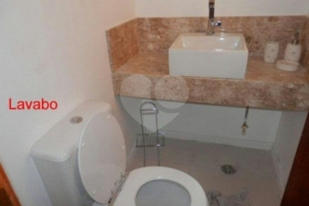Sobrado à venda com 3 quartos, sendo 1 suíte, em Jardim Prudência, São Paulo, SP