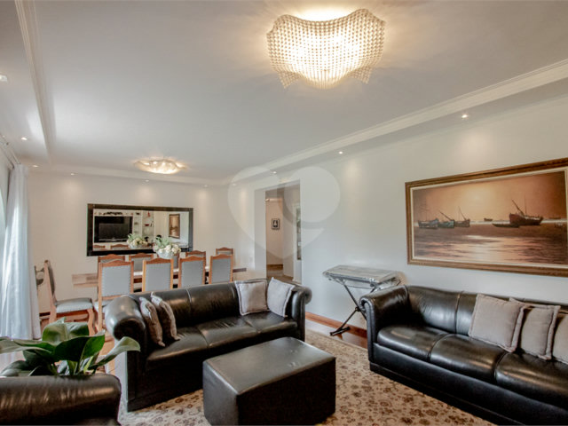 Apartamento à venda com 4 quartos, sendo 1 suíte,  em Granja Julieta, São Paulo, SP