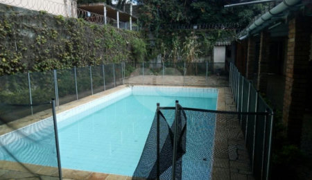 Casa à venda com 6 quartos, sendo 3 suítes, em Brooklin Paulista, São Paulo, SP
