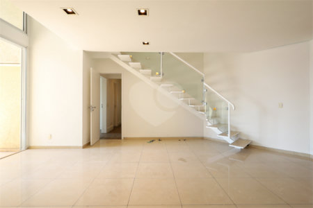 Apartamento à venda com 3 quartos, sendo 2 suítes, em Brooklin, São Paulo, SP