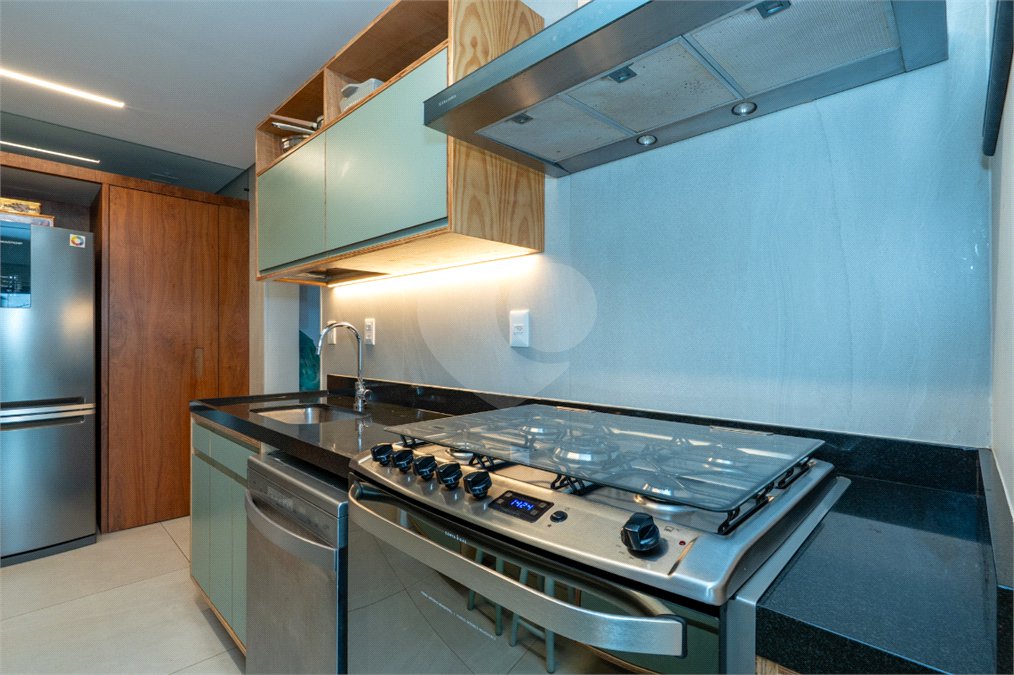 Apartamento à venda com 3 suítes em Campo Belo, São Paulo, SP