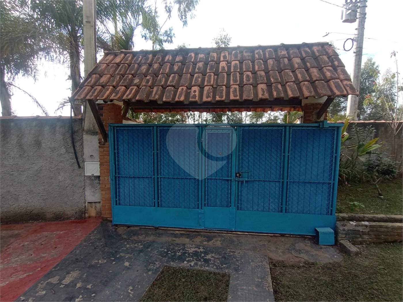 Chácara à venda com 6 quartos, sendo 1 suíte,  em Cercadinho, Alambari, SP