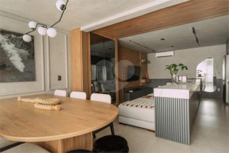 Apartamento à venda com 2 quartos, sendo 1 suíte,  em Santa Teresinha, São Paulo, SP