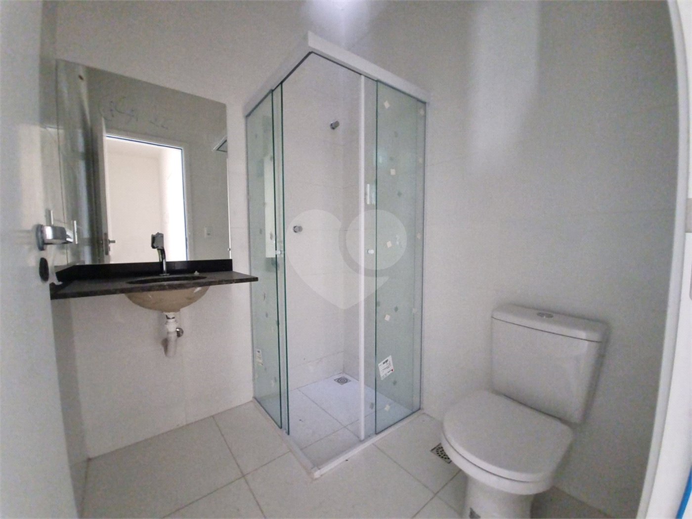 Casa à venda com 3 quartos, sendo 1 suíte, no condomínio Residencial Américo Figueiredo, Sorocaba - SP