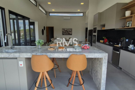 Casa à venda com 4 suítes no condomínio Santo Antonio ii, Itu - SP