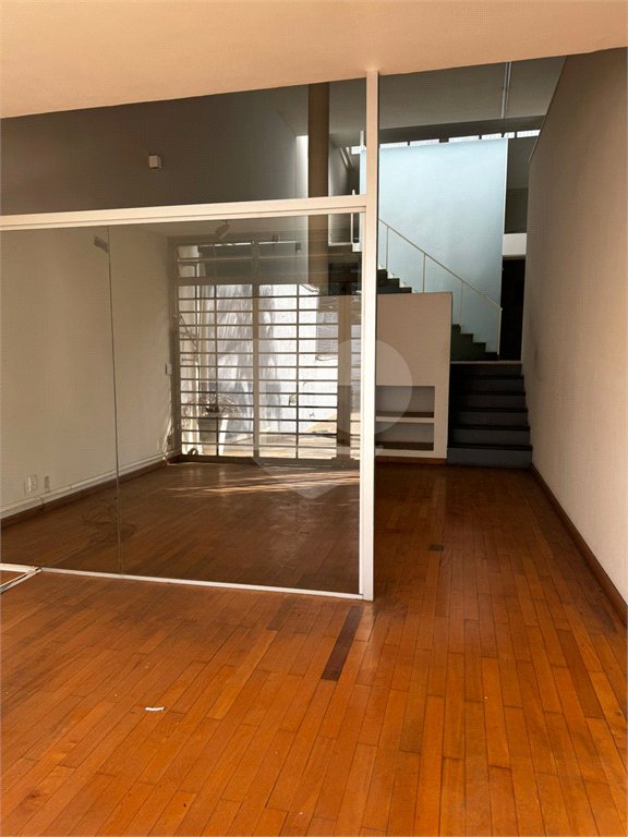 Casa à venda ou para alugar com 4 quartos, sendo 2 suítes,  em Vila Andrade, São Paulo, SP