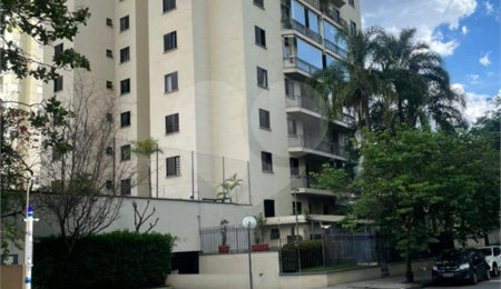 Apartamento à venda com 3 quartos, sendo 1 suíte,  em Vila Andrade, São Paulo, SP
