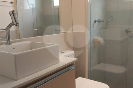 Apartamento à venda com 3 quartos, sendo 2 suítes,  em Cidade São Francisco, São Paulo, SP
