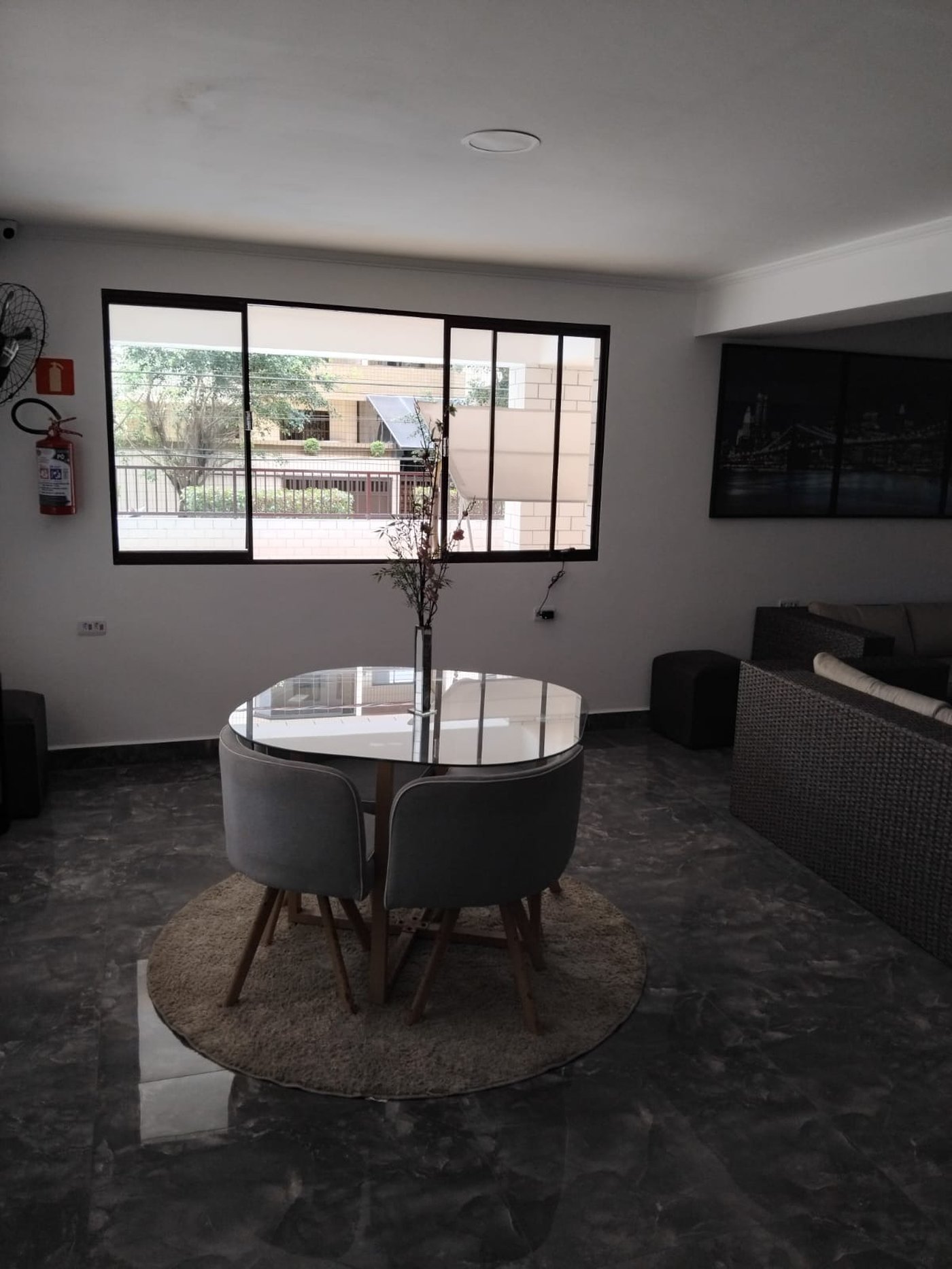 Apartamento à venda com 2 quartos em Ocian, Praia Grande - SP