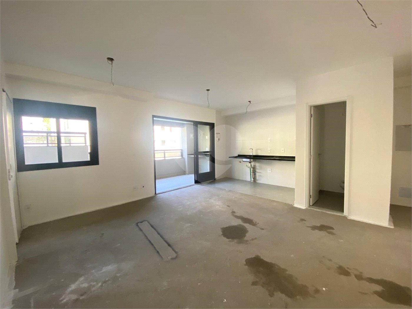 Apartamento à venda com 3 quartos, sendo 1 suíte, em Jardim Satélite, São José dos Campos, SP