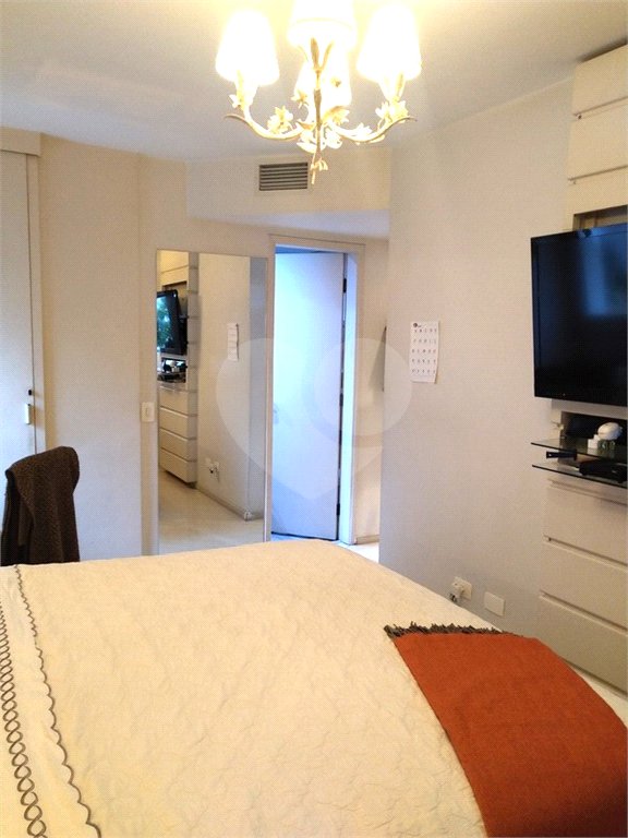 Apartamento à venda com 3 quartos, sendo 1 suíte, em Jardim Paulista, São Paulo, SP