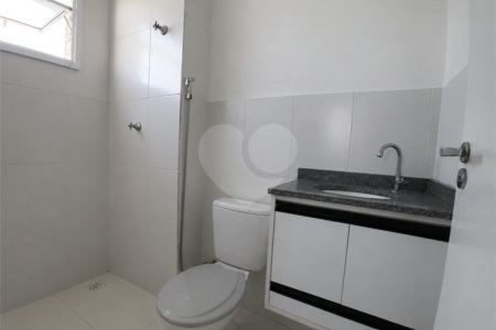 Apartamento à venda com 2 quartos, sendo 1 suíte, em Chácaras Reunidas São Jorge, Sorocaba, SP