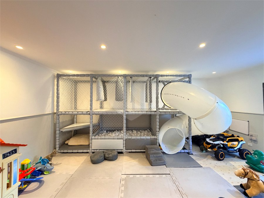 Apartamento à venda com 3 quartos, sendo 1 suíte, em Alto da Boa Vista, São Paulo, SP