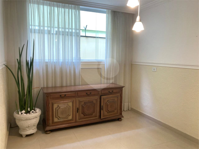 Casa para alugar com 3 quartos, sendo 1 suíte,  em Santo Amaro, São Paulo, SP