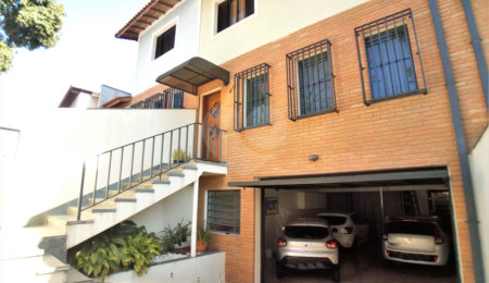 Sobrado à venda com 3 quartos, sendo 1 suíte,  em Tremembé, São Paulo, SP