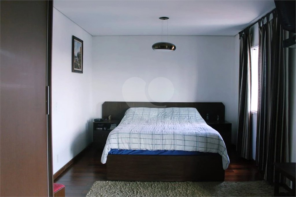 Apartamento Duplex na Vila Santo Estefano 175m² 2 suítes 2 vagas.