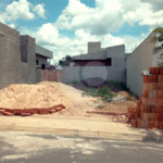 Terreno com 160,00 m² de área total.