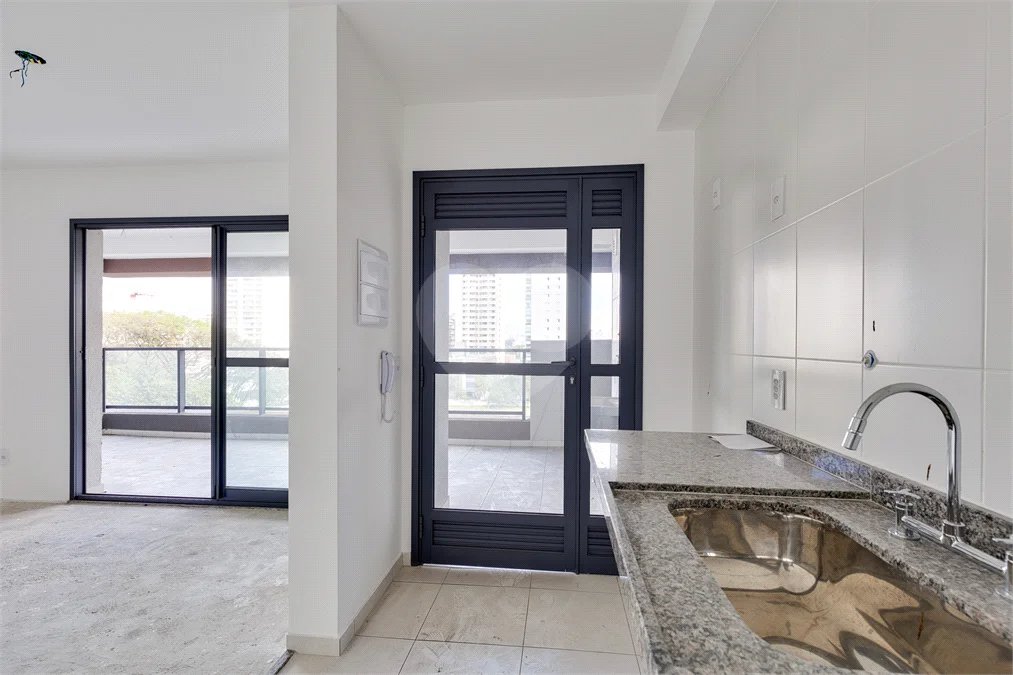 Apartamento à venda com 2 quartos, sendo 1 suíte, em Alto da Boa Vista, São Paulo, SP