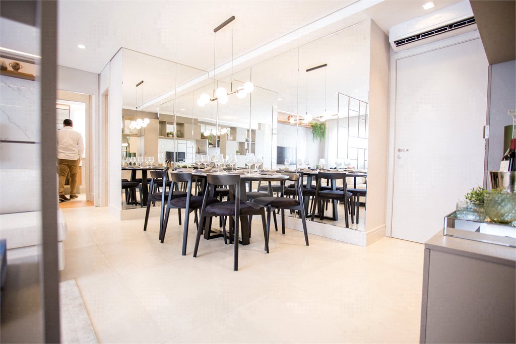 Apartamento à venda com 2 quartos, sendo 1 suíte, em Vila Rosália, Guarulhos, SP