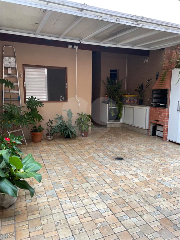 Casa à venda com 3 quartos no condomínio Boa Vista, São Roque - SP