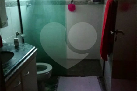 Casa para alugar com 4 quartos, sendo 2 suítes, em Campo Grande, São Paulo, SP
