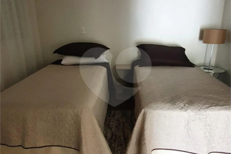Casa à venda com 5 quartos, sendo 4 suítes, no condomínio Sol Vinhedo, Vinhedo - SP