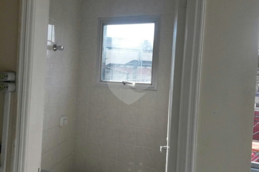 Sobrado à venda com 15 quartos, sendo 3 suítes, em Tucuruvi, São Paulo, SP