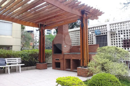 Apartamento à venda com 3 quartos, sendo 1 suíte, em Jardim Londrina, São Paulo, SP