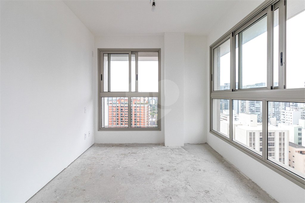 Apartamento à venda com 2 suítes em Pinheiros, São Paulo, SP