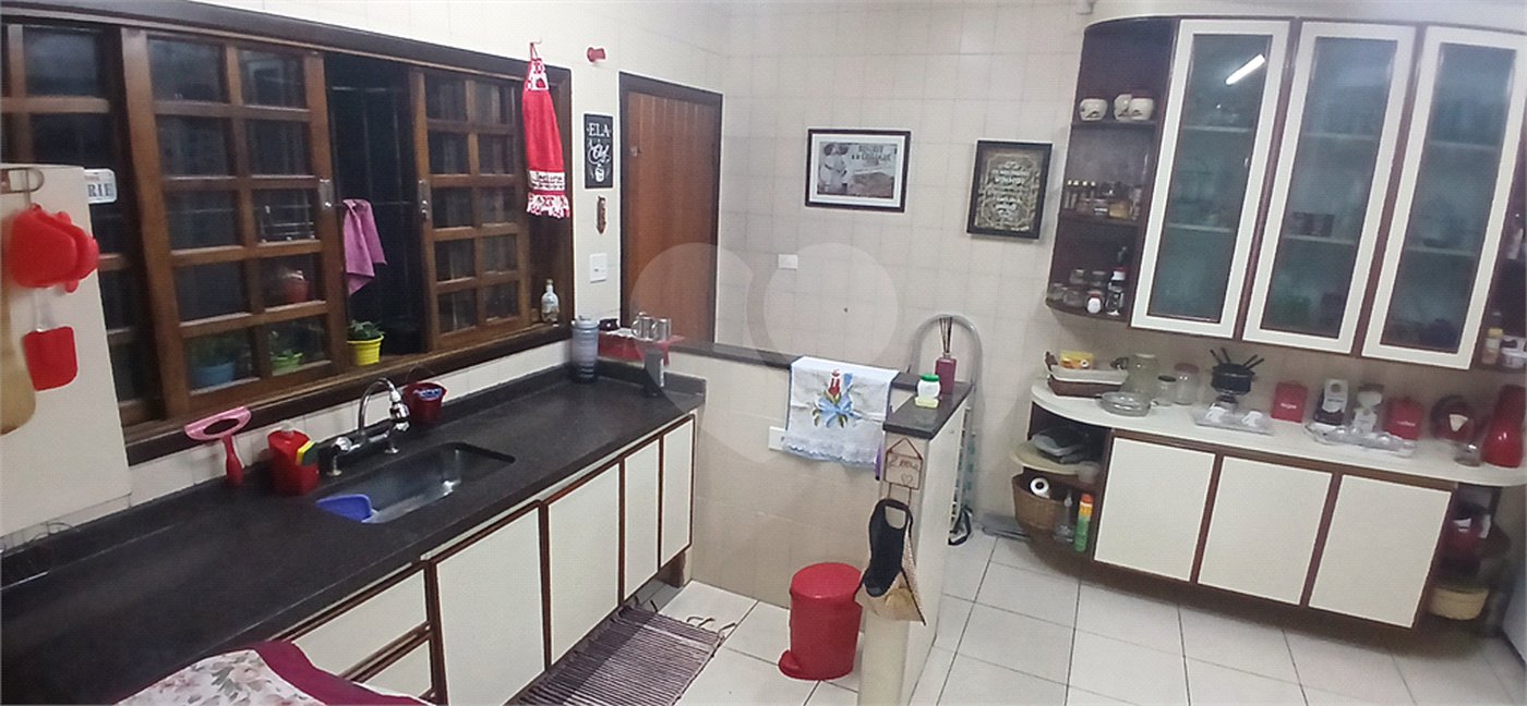 Sobrado à venda com 3 suítes em Nova Petrópolis, São Bernardo do Campo, SP