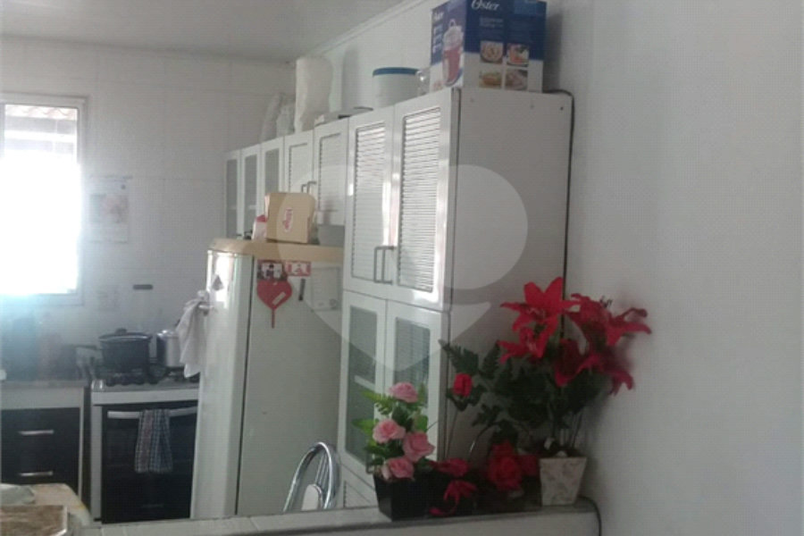 Sobrado à venda com 3 quartos no Brasilândia, São Paulo, SP