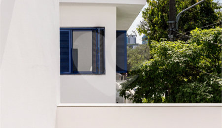 Sobrado à venda com 3 quartos, sendo 1 suíte,  em Brooklin Paulista, São Paulo, SP