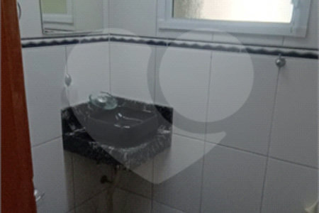 Casa para alugar com 4 quartos, sendo 2 suítes, em Jardim Las Vegas, Santo André, SP
