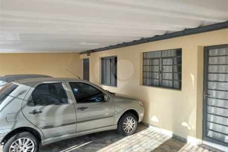 Casa à venda com 2 quartos no Centro, Araraquara, SP