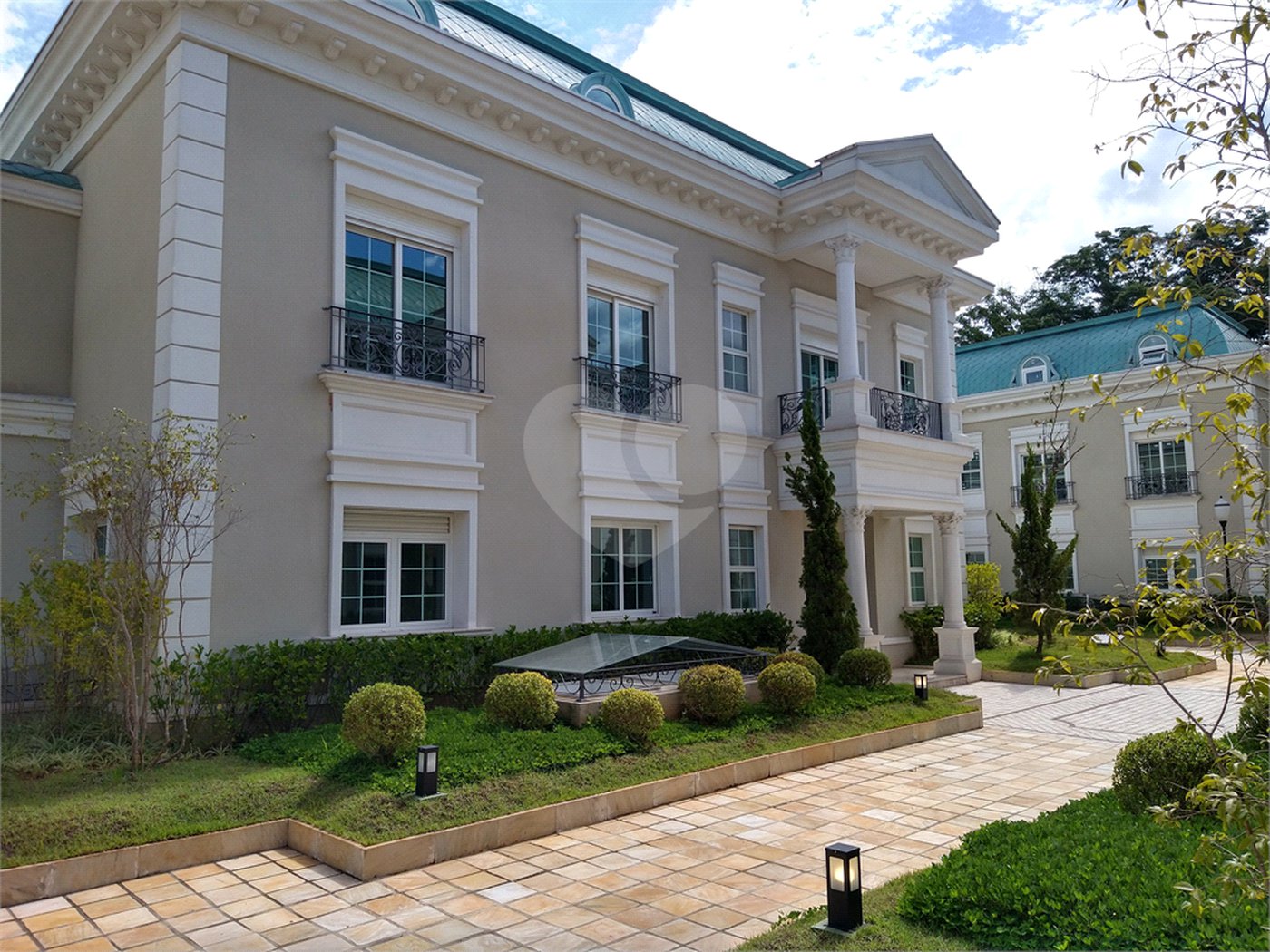 Casa à venda com 5 suítes no condomínio Maison Du Parc, São Paulo - SP