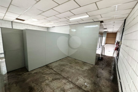 Salão para alugar em Iporanga, Sorocaba, SP