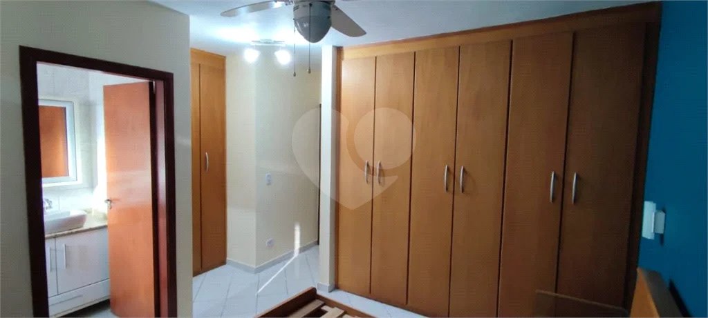 Casa à venda com 3 quartos, sendo 1 suíte, no condomínio Residencial Gabriela, São Paulo - SP