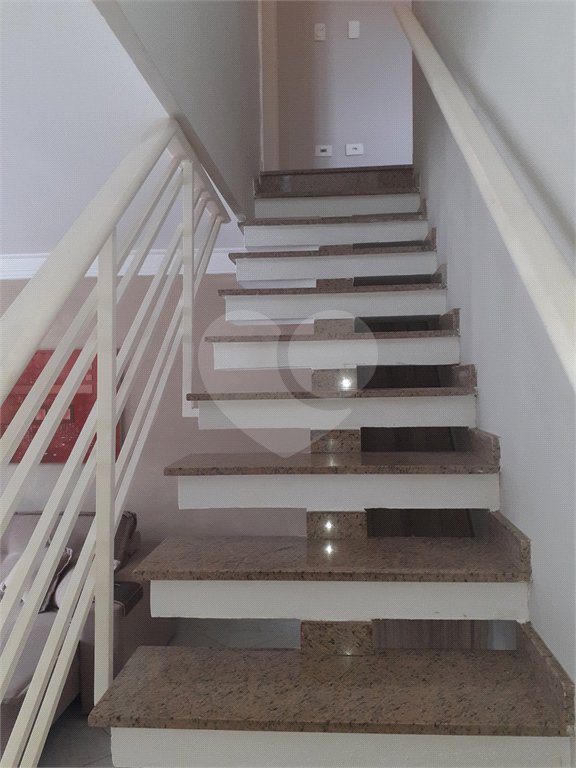 Sobrado à venda com 3 suítes em Vila Vitório Mazzei, São Paulo, SP