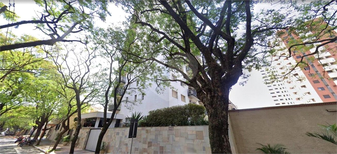 Apartamento à venda com 4 quartos, sendo 2 suítes, no Centro, Araraquara, SP
