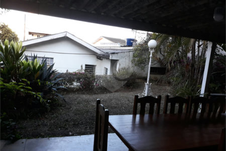 Casa à venda com 4 quartos, sendo 2 suítes, em Vila Paulicéia, São Paulo, SP