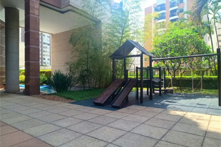 Apartamento à venda com 3 suítes em Vila Suzana, São Paulo, SP