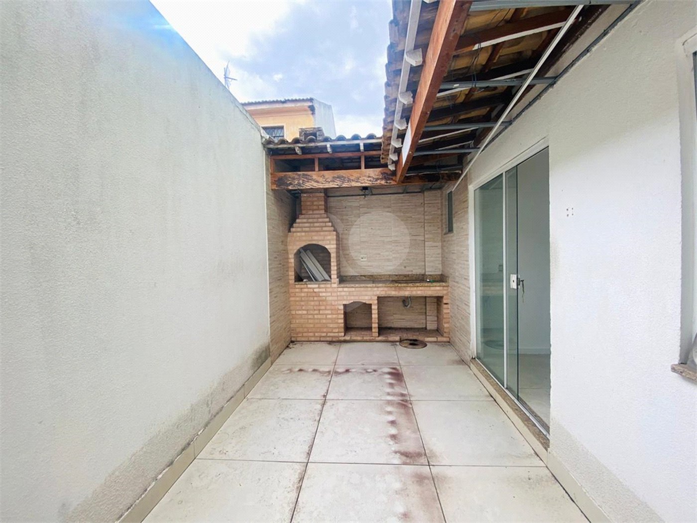 Casa à venda com 3 quartos, sendo 1 suíte, em Campo Grande, Rio de Janeiro, RJ